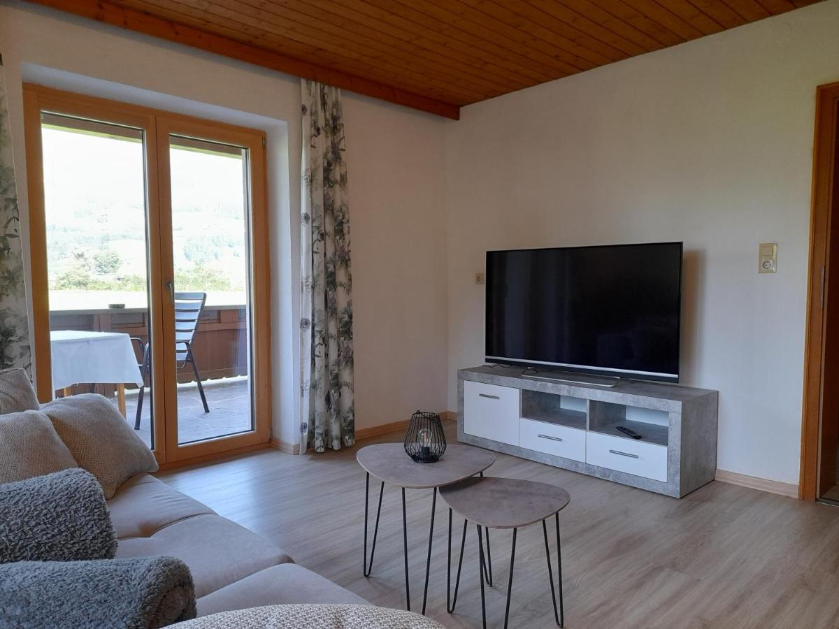 Ferienwohnung Rose Hart im Zillertal Ngoại thất bức ảnh
