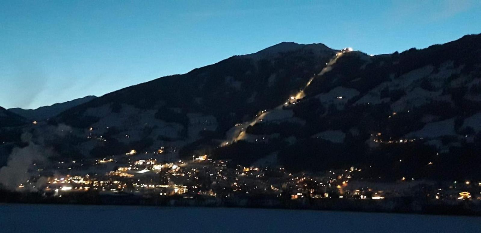 Ferienwohnung Rose Hart im Zillertal Ngoại thất bức ảnh